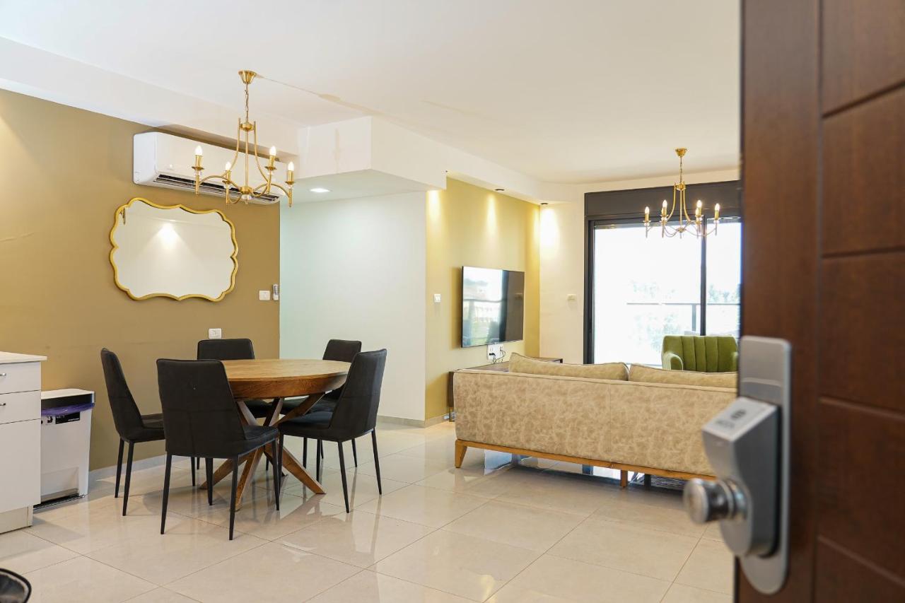 Appartement Maorissimo Tower à Acre Extérieur photo