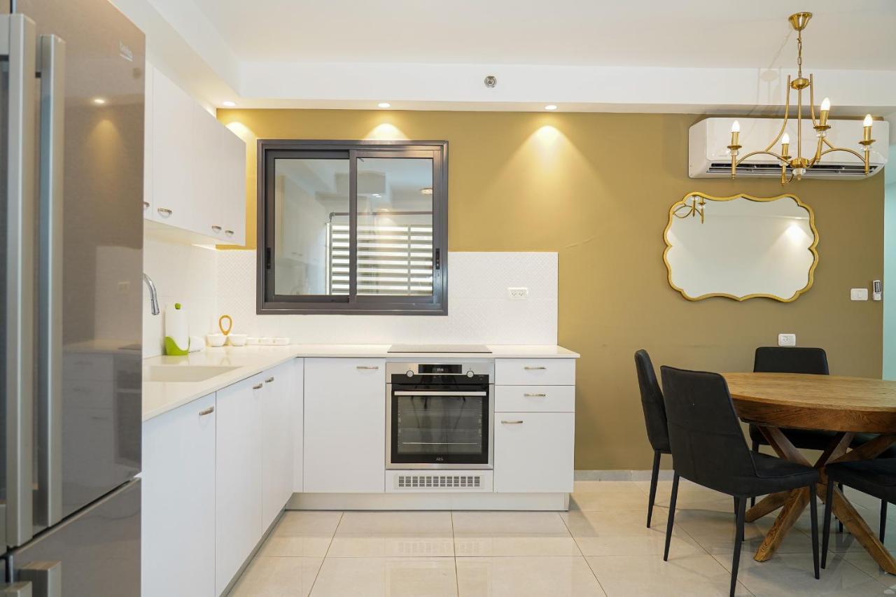 Appartement Maorissimo Tower à Acre Extérieur photo
